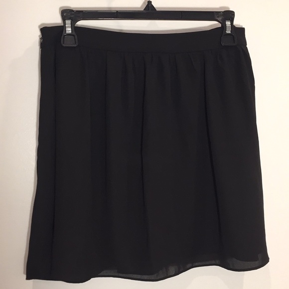 NWT Black Express Skirt - Picture 2 of 3